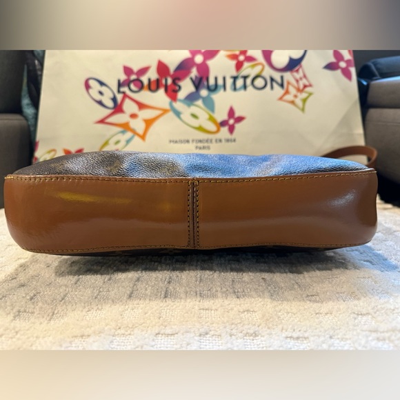 ❌SOLD❌ Vintage Louis Vuitton Bagattelle Hobo Shoulder Bag, Authenticated! EUC - Picture 3 of 16